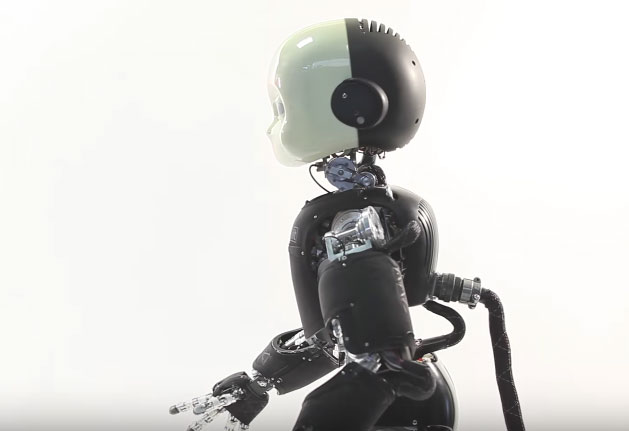 Faculty researchers develop humanoid robotic system to teach Tai Chi