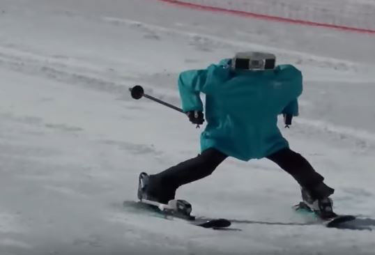 Humanoid Robot Skiers Hit the Slopes In South Korea - Robotic Gizmos