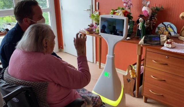 Cutii CareClever Companion Robot for Seniors - Robotic Gizmos