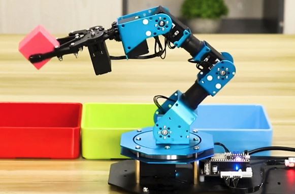 xArm-ESP32 Robotic Arm with WiFi & MicroPython Programming - Robotic Gizmos