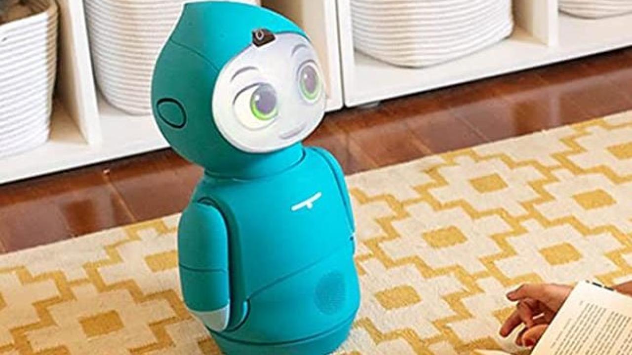 Anyone tried the Moxie AI Robot to help your child learn social